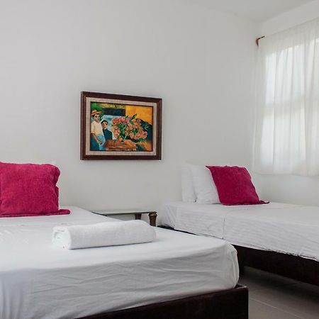 Whyz 4 You Private Rooms Puerto Morelos Exterior photo